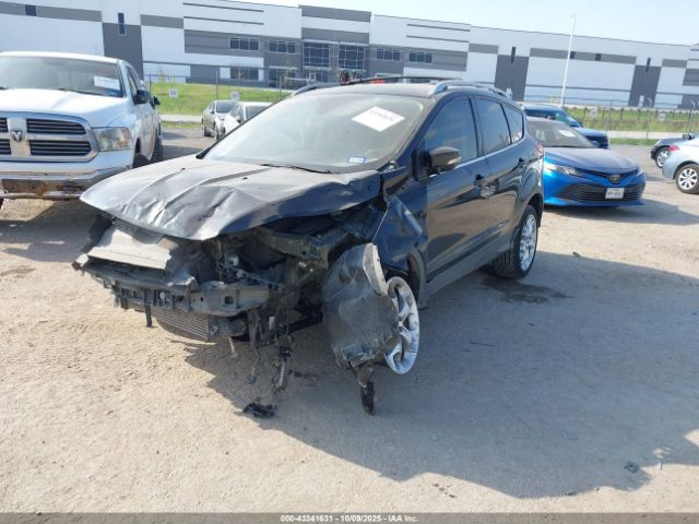 Ford Escape Titanium Image 10