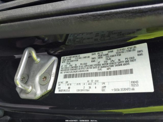 Ford Escape Titanium Image 5