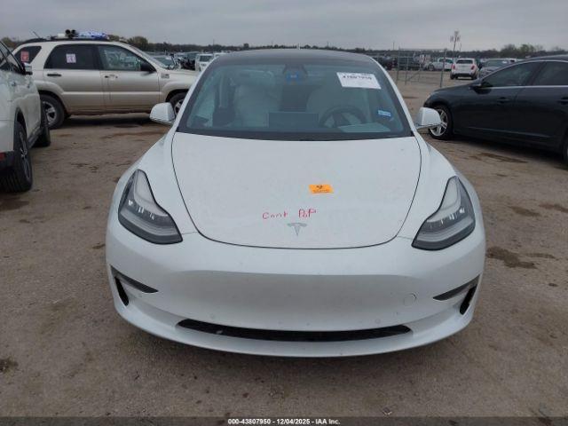 Tesla Model 3 Long Range Dual Motor All-wheel Drive Image 9