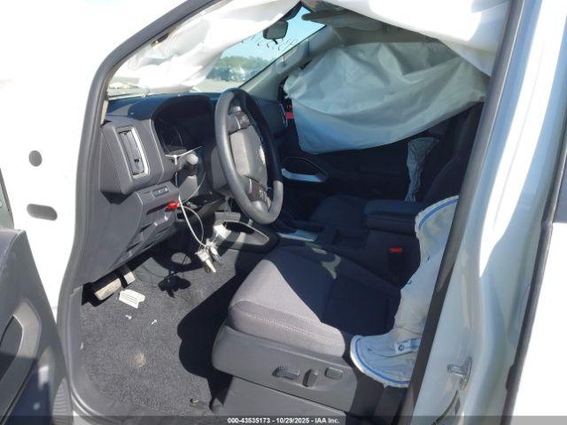 Nissan Frontier Sv 4x2 Image 6