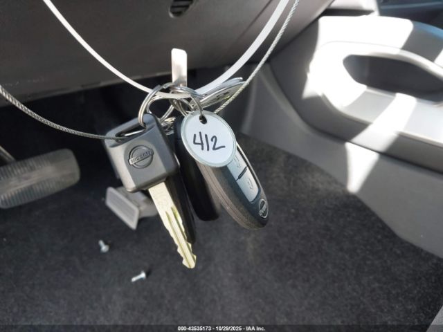 Nissan Frontier Sv 4x2 Image 12