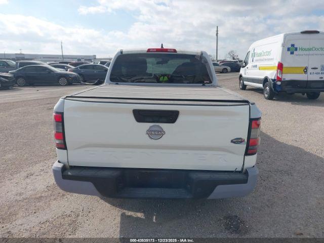 Nissan Frontier Sv 4x2 Image 8