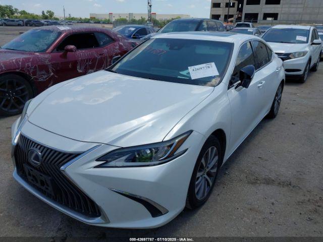 Lexus Es Image 11