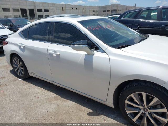 Lexus Es Image 9