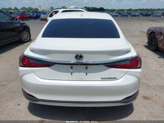 Lexus Es Image 8