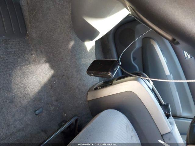 Toyota Prius Image 7