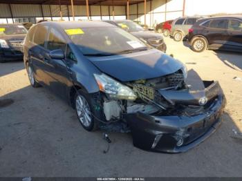  Salvage Toyota Prius v
