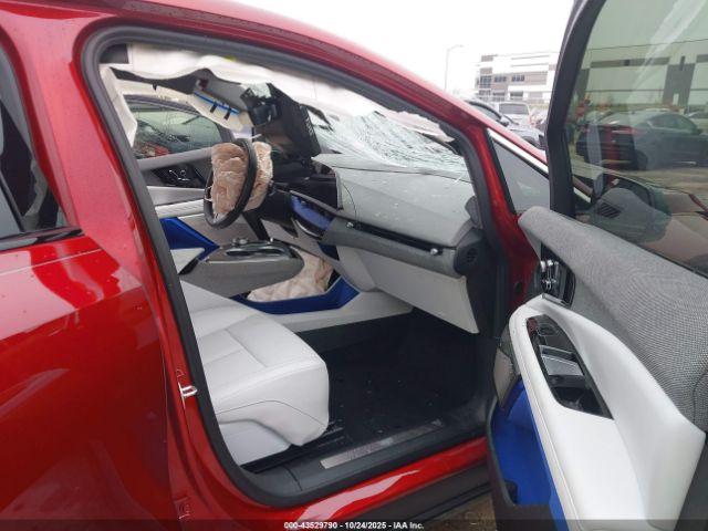 Cadillac Optiq Luxury 1 Awd Image 2