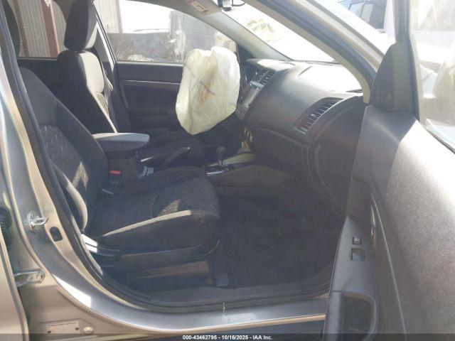 Mitsubishi Outlander Image 15