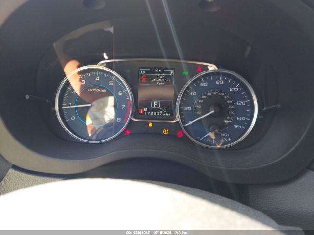 Subaru Crosstrek 2.0i Premium Image 2