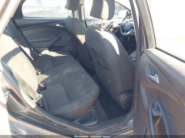 Ford Focus Se Image 2