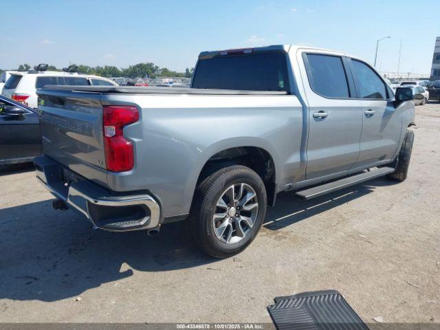 Chevrolet Silverado 1500 2wd  Short Bed Lt Image 3