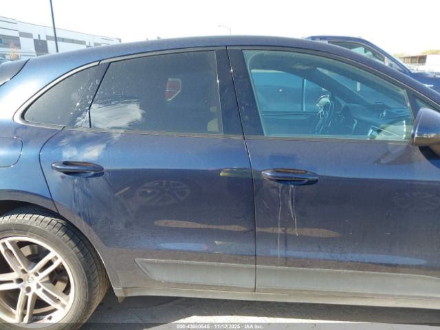 Porsche Macan Image 13