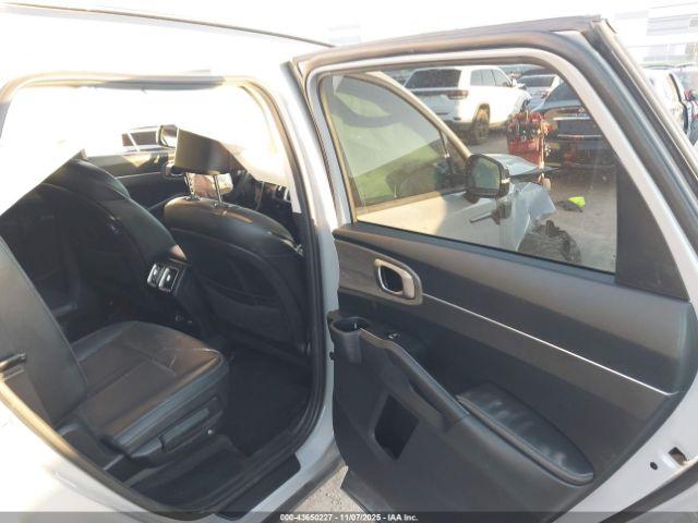 Kia Sorento Ex Image 10