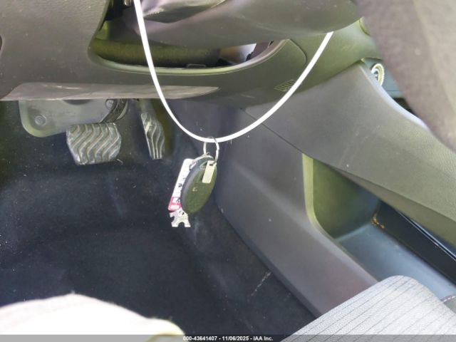 Nissan Rogue S Fwd Image 6