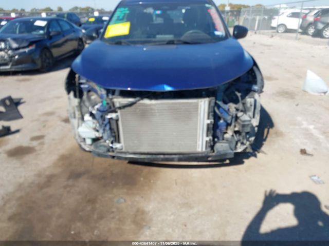 Nissan Rogue S Fwd Image 4