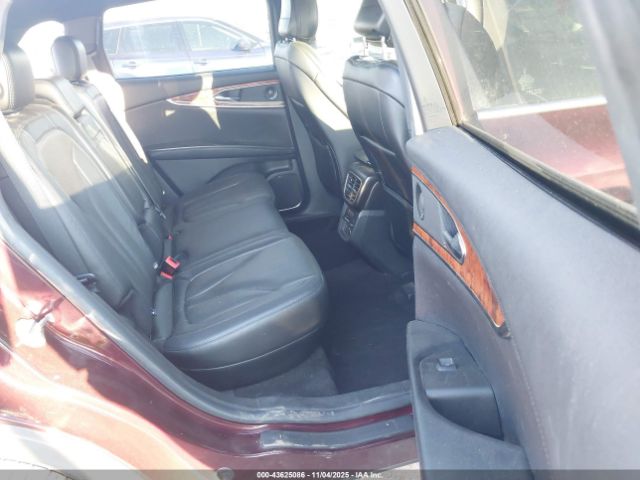 Lincoln Nautilus Reserve Image 4