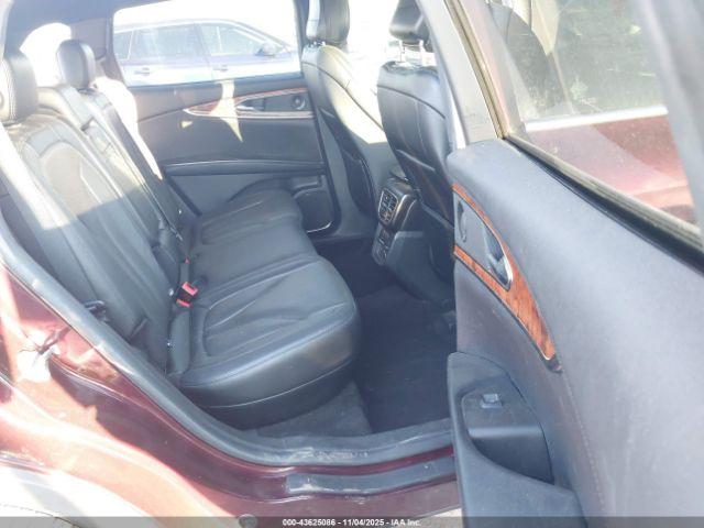 Lincoln Nautilus Reserve Image 4