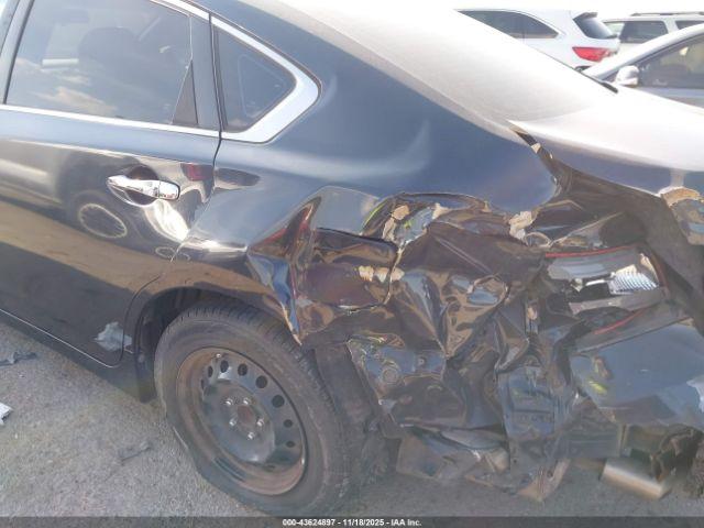 Nissan Altima 2.5 S Image 6