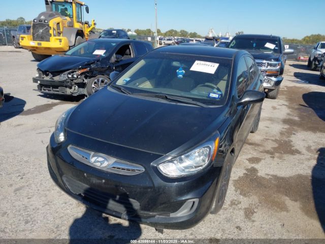 Hyundai ACCENT Gls Image 15