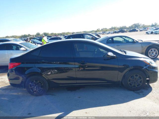 Hyundai ACCENT Gls Image 4