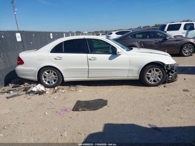 Mercedes-Benz E-Class Image 15