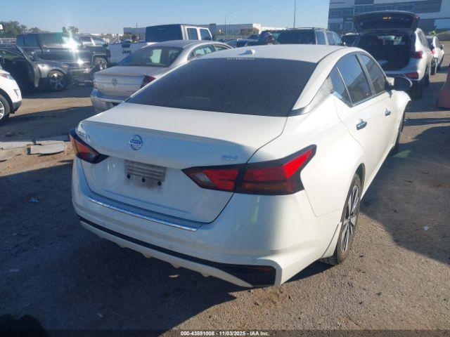 Nissan Altima Sv Fwd Image 14