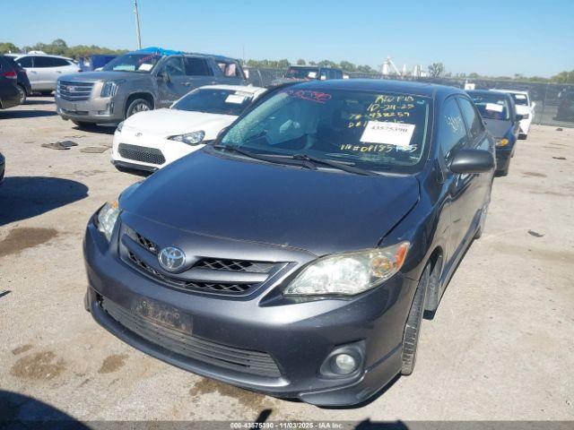 Toyota Corolla S Image 4