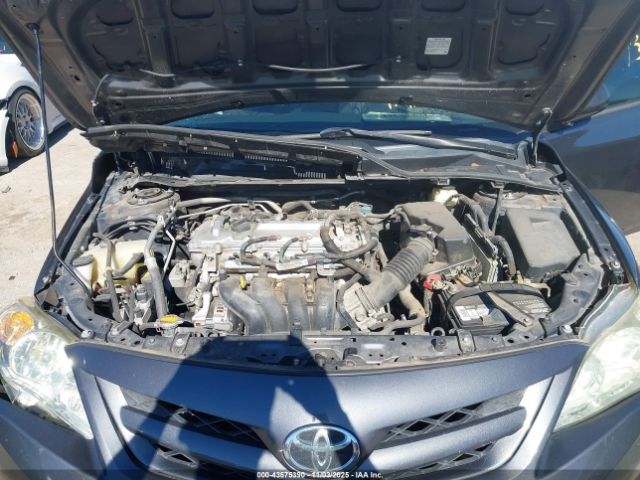 Toyota Corolla S Image 14