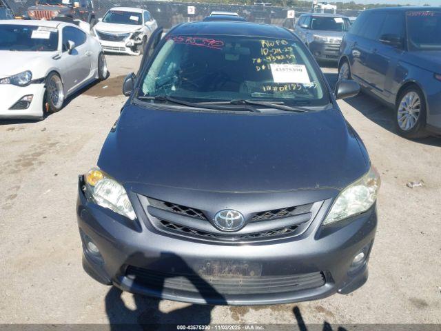 Toyota Corolla S Image 5