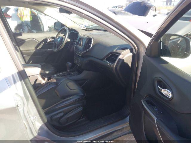 Jeep Cherokee Latitude Plus Fwd Image 11