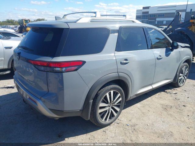 Nissan Pathfinder Platinum 4wd Image 16