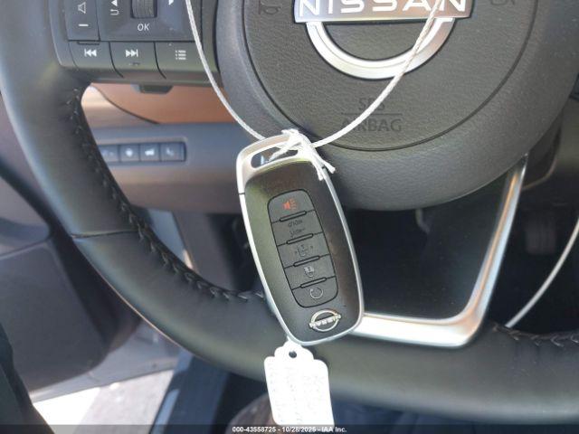 Nissan Pathfinder Platinum 4wd Image 7