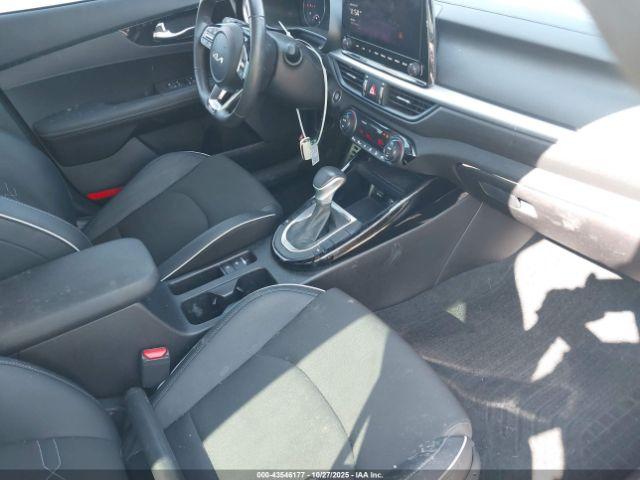 Kia Forte Gt-line Image 13