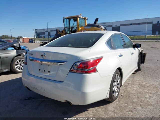Nissan Altima 2.5 S Image 9
