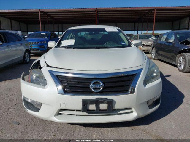 Nissan Altima 2.5 S Image 15