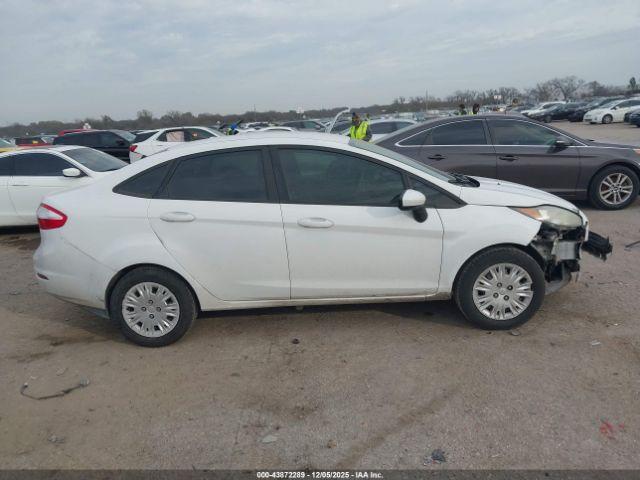 Ford Fiesta S Image 10