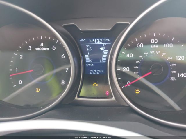 Hyundai VELOSTER Image 13