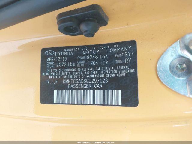 Hyundai VELOSTER Image 14