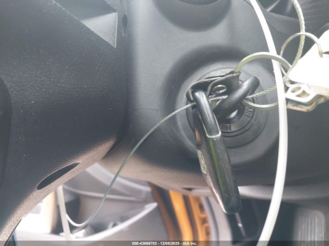 Hyundai VELOSTER Image 5