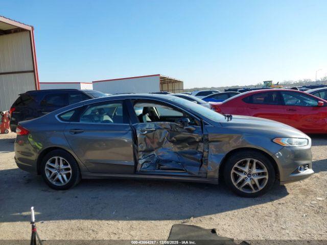 Ford Fusion Se Image 9