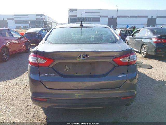 Ford Fusion Se Image 12