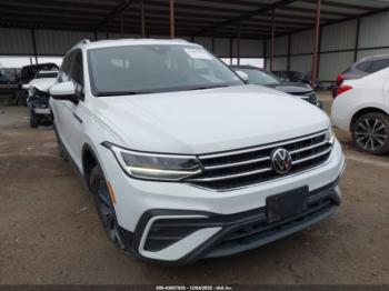  Salvage Volkswagen Tiguan