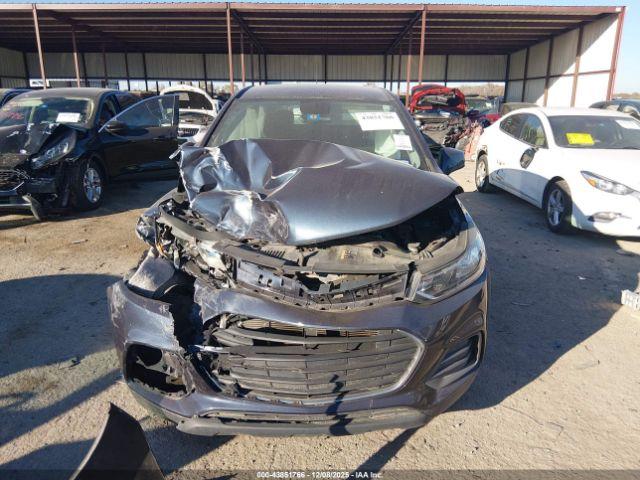 Chevrolet Trax Ls Image 4