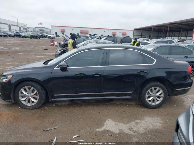 Volkswagen Passat 1.8t S Image 12