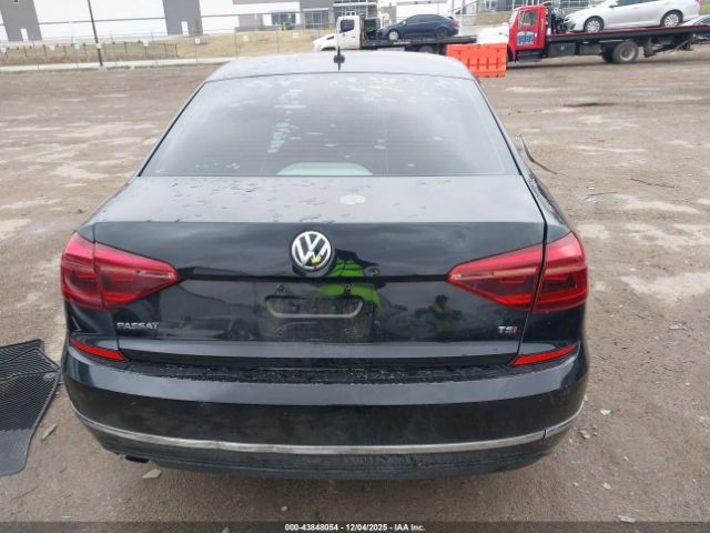 Volkswagen Passat 1.8t S Image 6