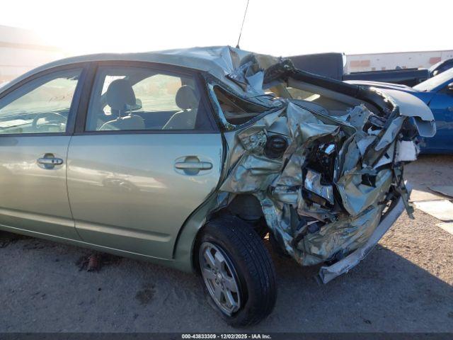 Toyota Prius Image 11