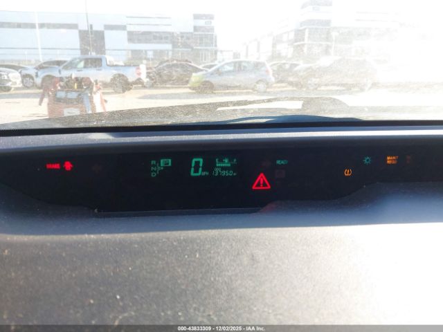 Toyota Prius Image 15