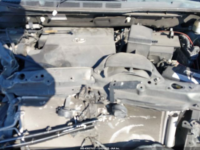 Toyota Sienna Le V6 8 Passenger Image 12