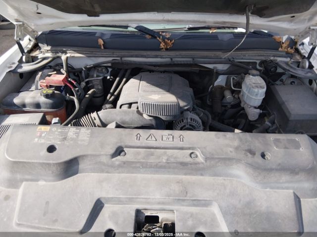 Chevrolet Silverado 2500 Work Truck Image 5